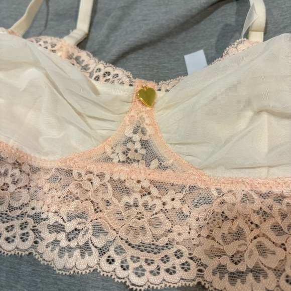 Urban Outfitters Pink Lace Bralette - Picture 2 of 4